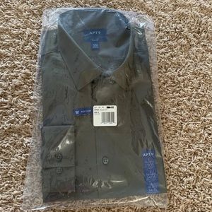Men’s APT. 9 button up